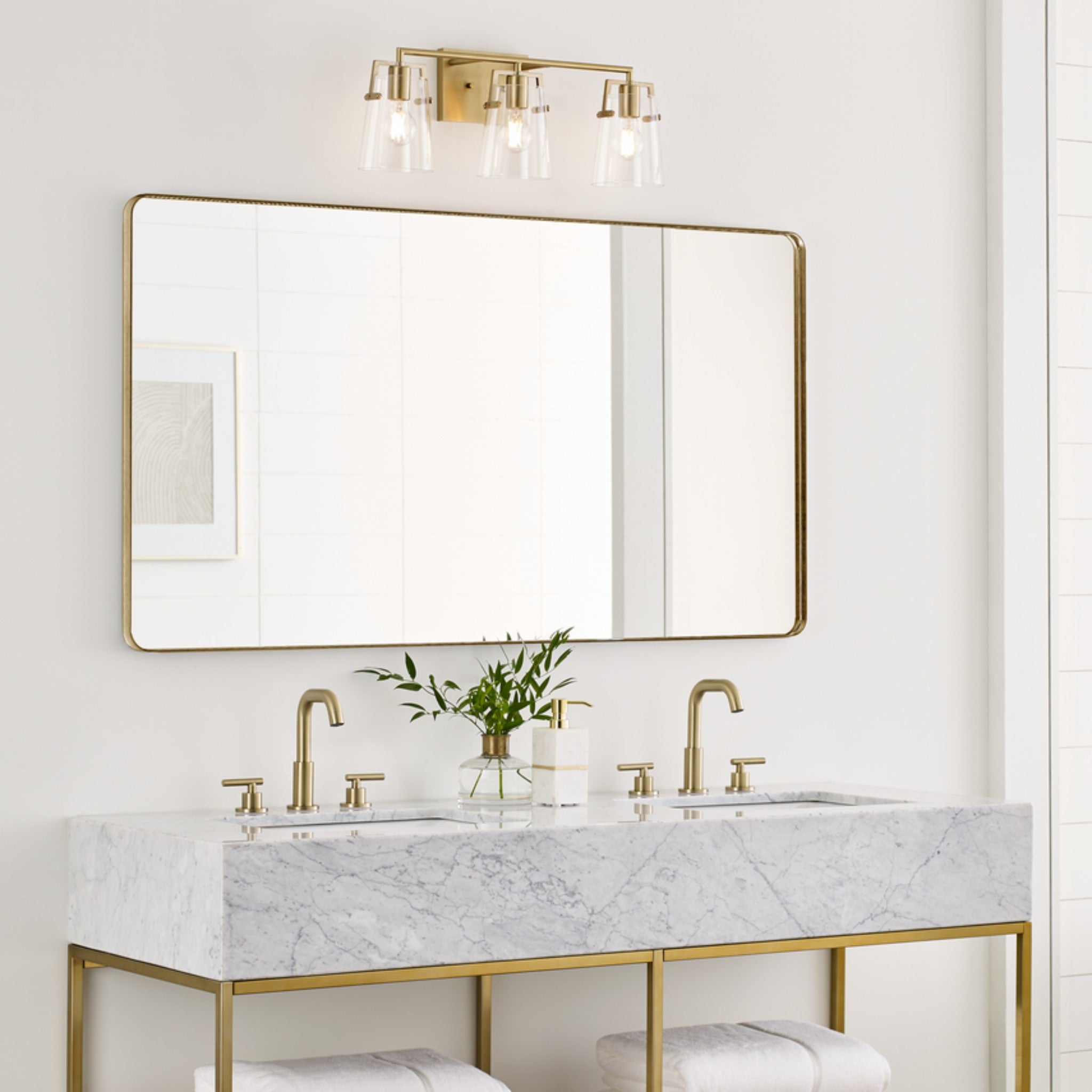 CROFTON VANITY LIGHT (MULTIPLE SIZES) - robinsonco.ca