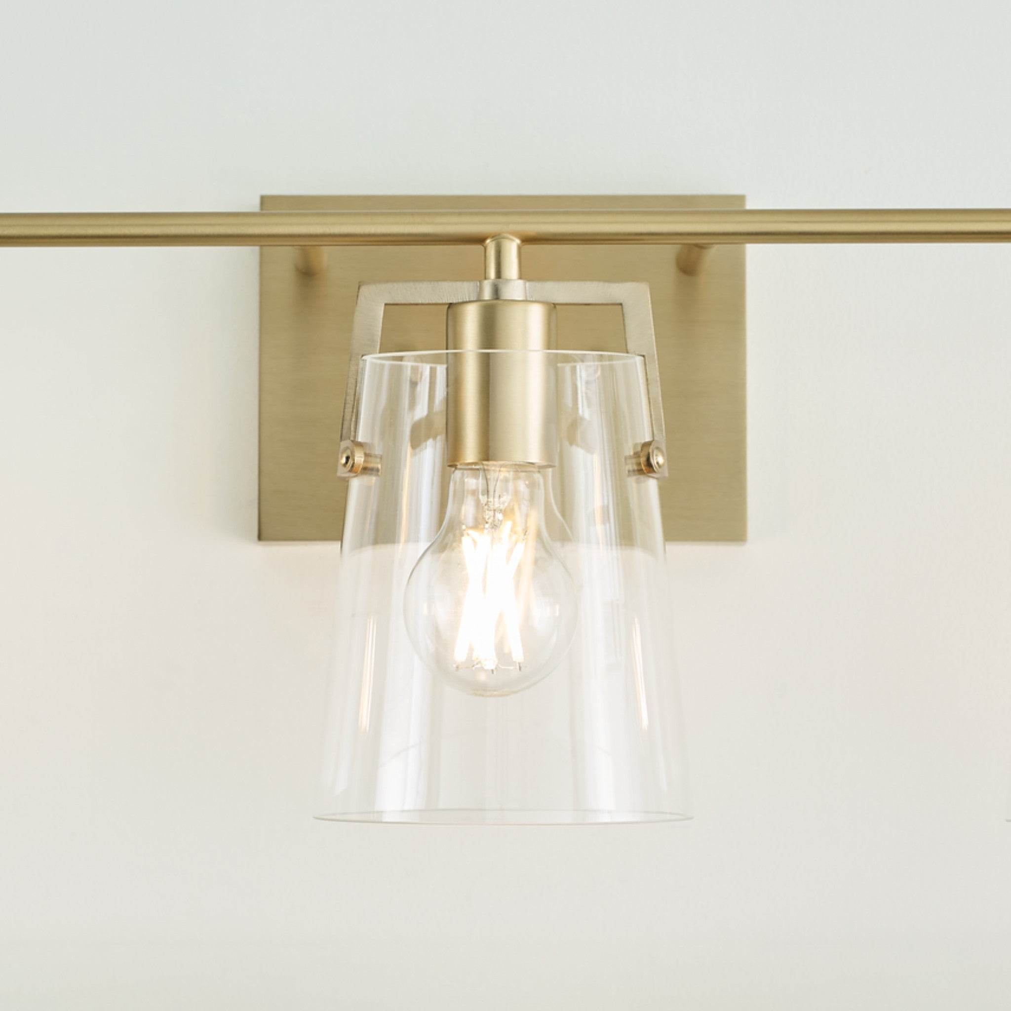 CROFTON VANITY LIGHT (MULTIPLE SIZES) - robinsonco.ca