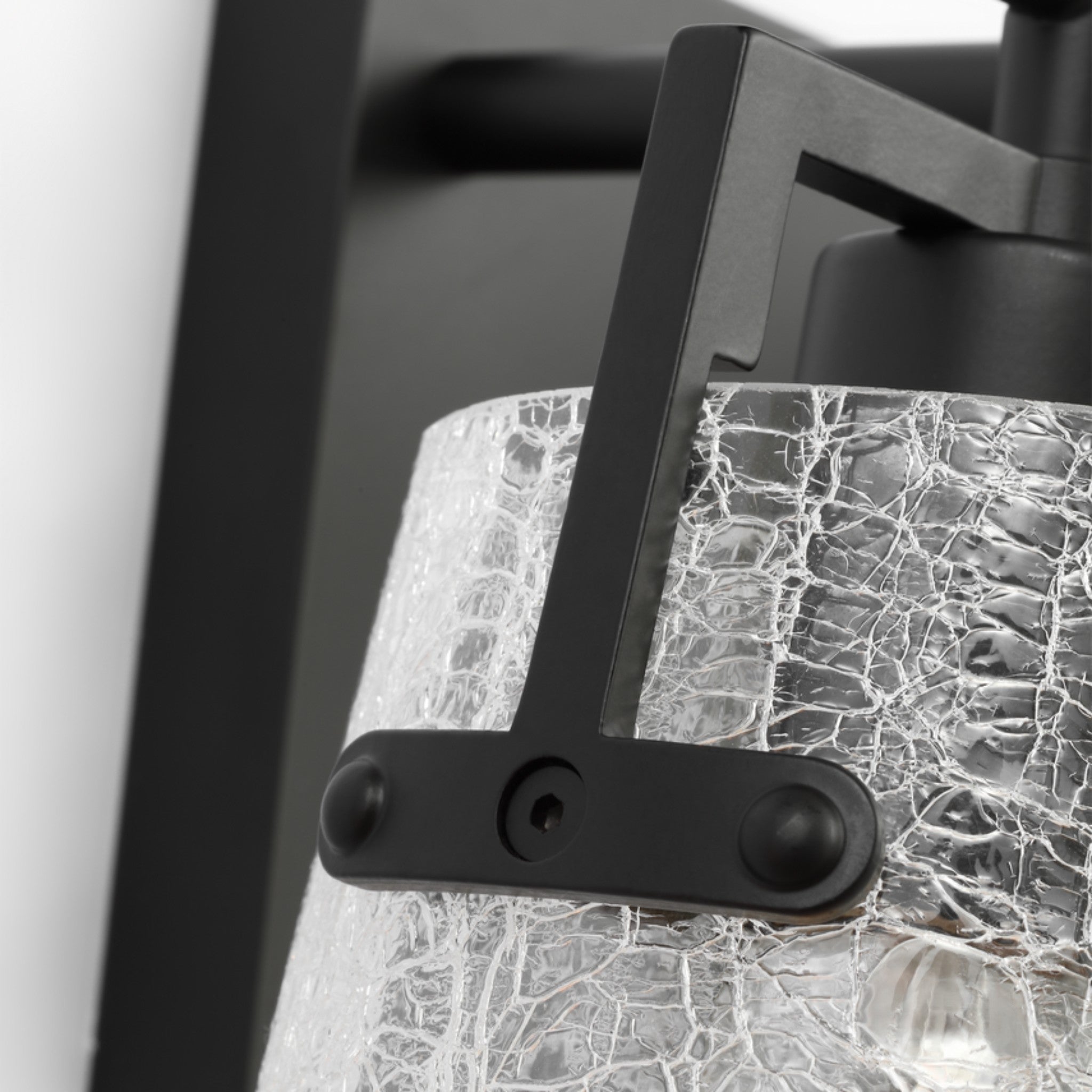 CROFTON VANITY LIGHT (MULTIPLE SIZES) - robinsonco.ca