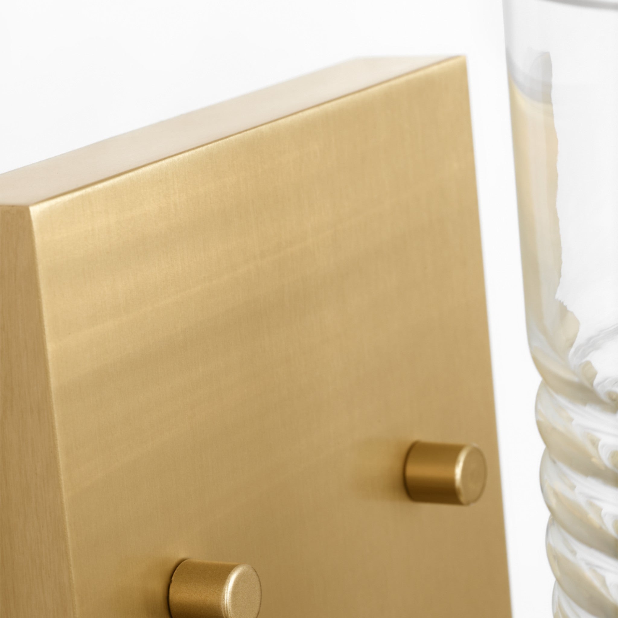 LOCHDALE VANITY SCONCE (MULTIPLE SIZES) - robinsonco.ca