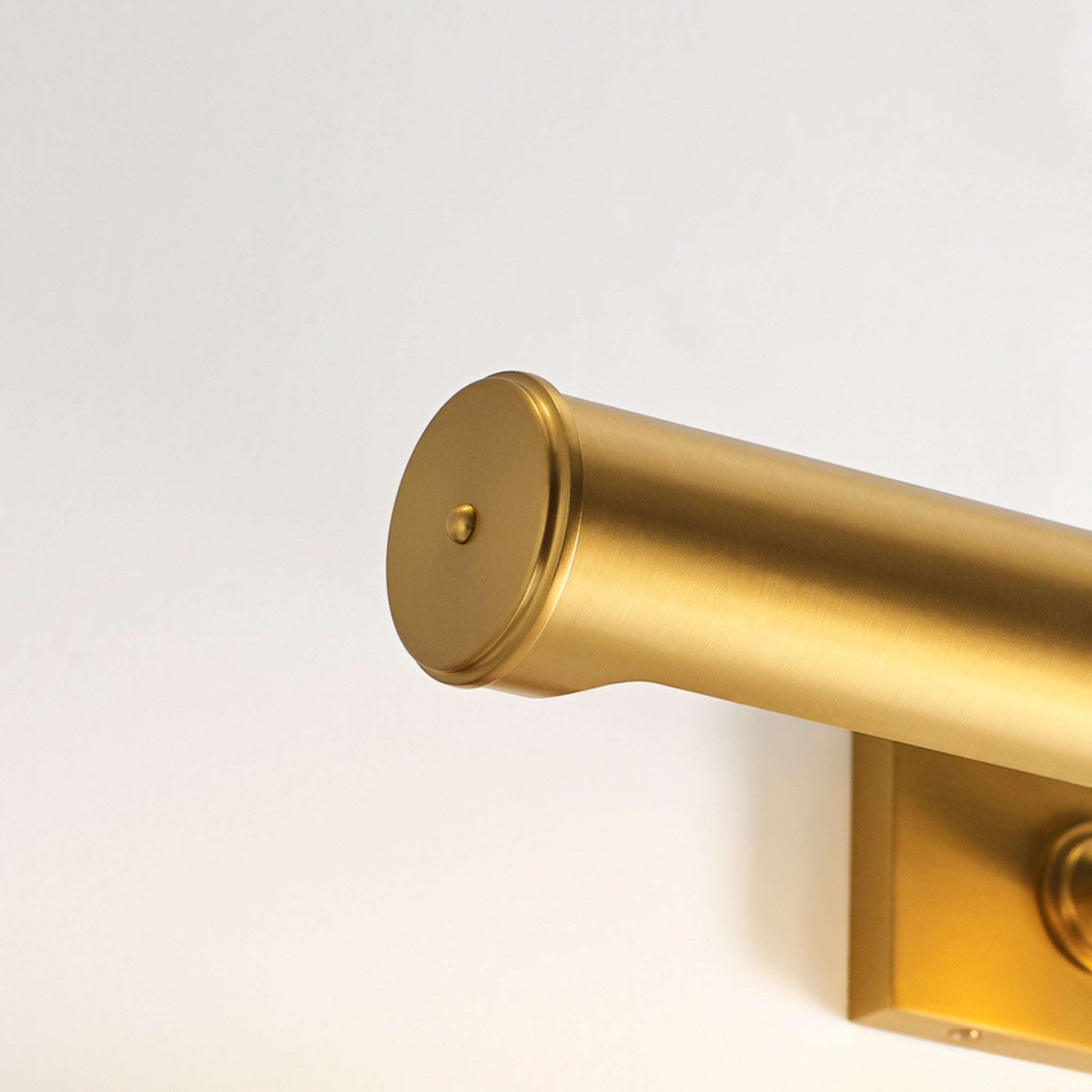 AZER PICTURE LIGHT (MULTIPLE SIZES) - robinsonco.ca