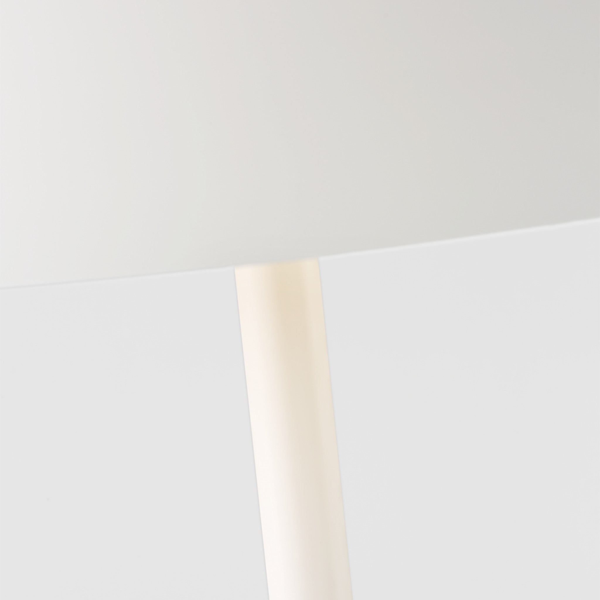 CONTRA FLOOR LAMP - robinsonco.ca