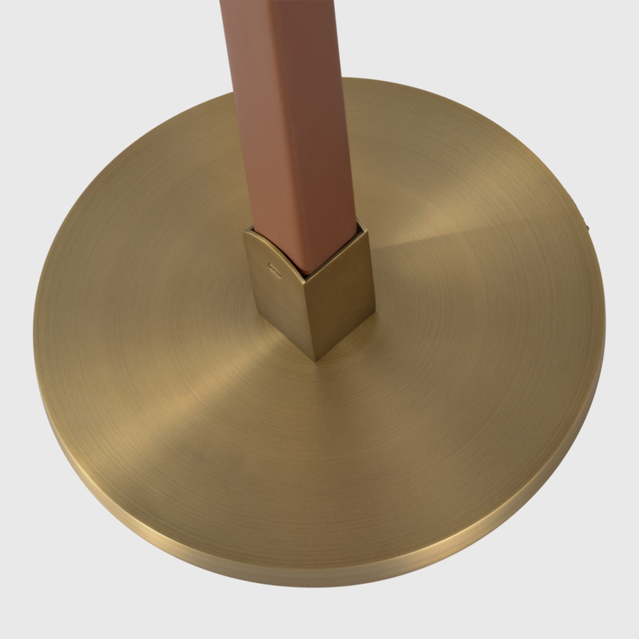 GRAYSON FLOOR LAMP - robinsonco.ca