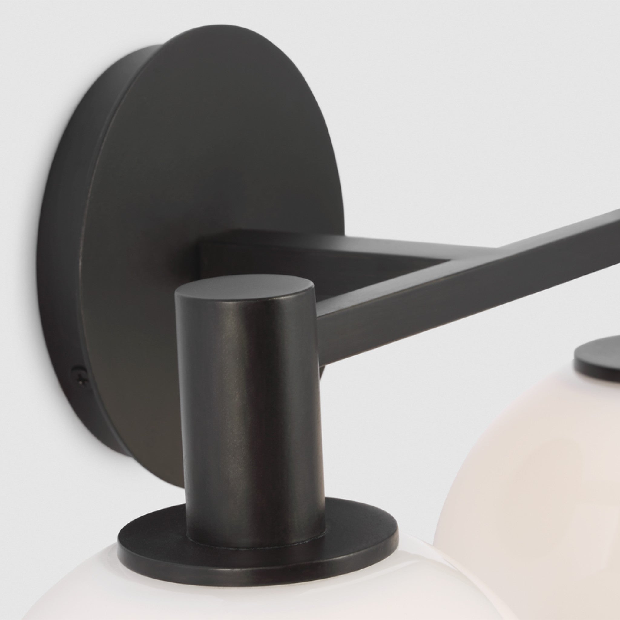 TORIAN VANITY SCONCE (MULTIPLE SIZES) - robinsonco.ca