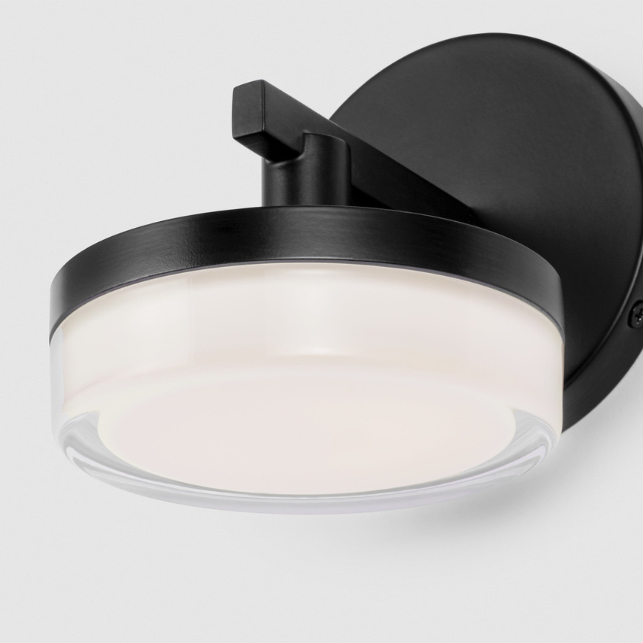 KHAN LED VANITY SCONCE (MULTIPLE SIZES) - robinsonco.ca