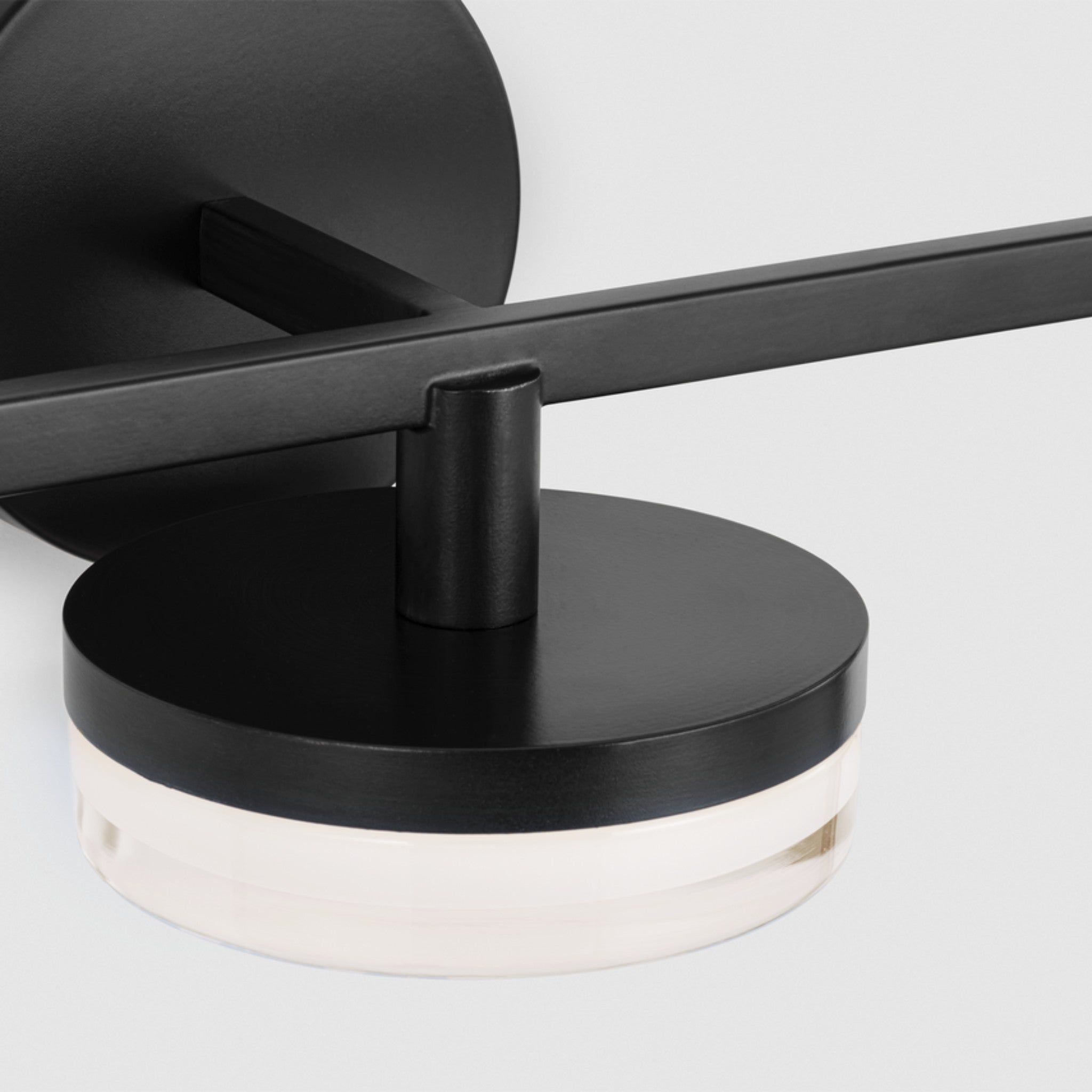 KHAN LED VANITY SCONCE (MULTIPLE SIZES) - robinsonco.ca