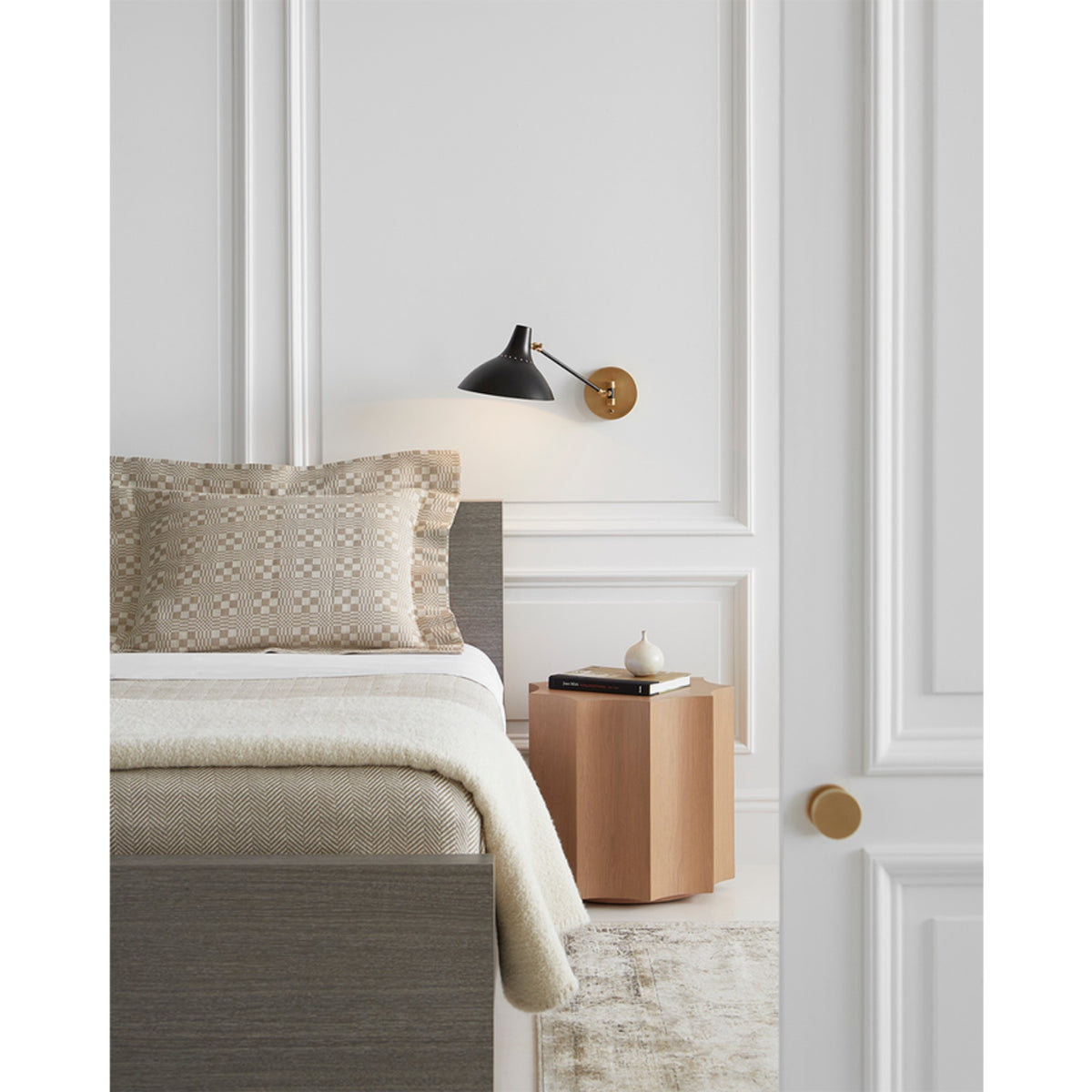 CHARLTON WALL LIGHT - robinsonco.ca