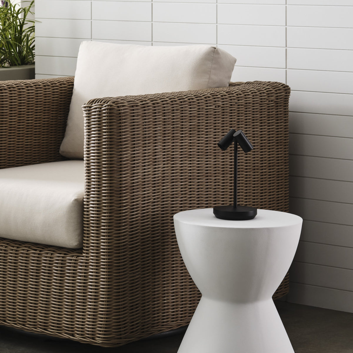 DOPPIA ACCENT RECHARGEABLE TABLE LAMP - robinsonco.ca