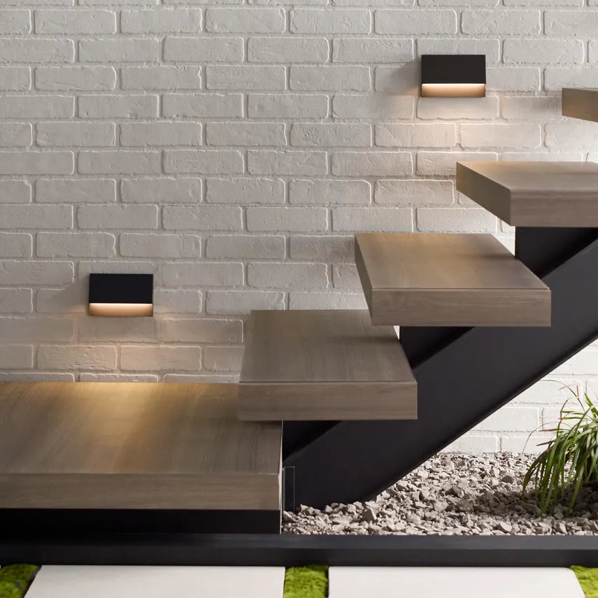 KRYSEN OUTDOOR WALL/STEP LIGHT - robinsonco.ca
