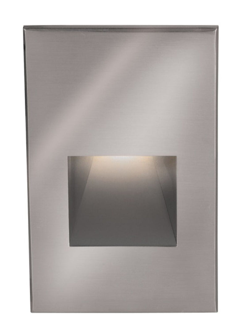 LEDme® VERTICAL STEP AND WALL LIGHT - robinsonco.ca