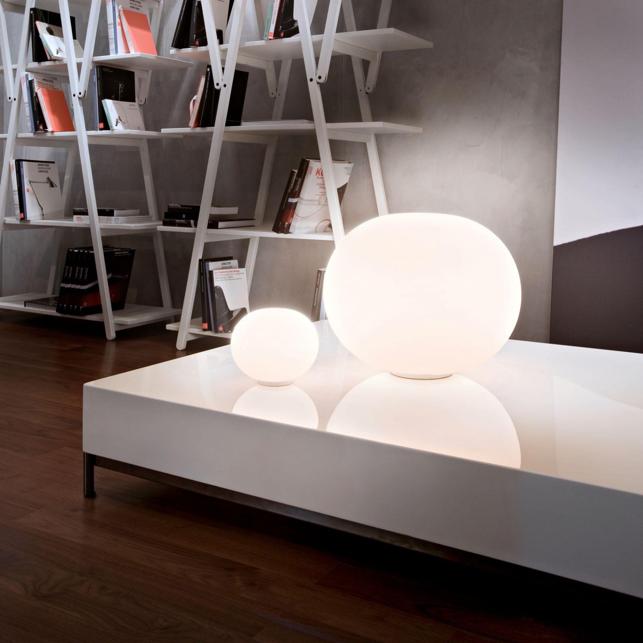 GLO-BALL BASIC TABLE LAMP BY JASPER MORRISON (MULTIPLE SIZES) - robinsonco.ca