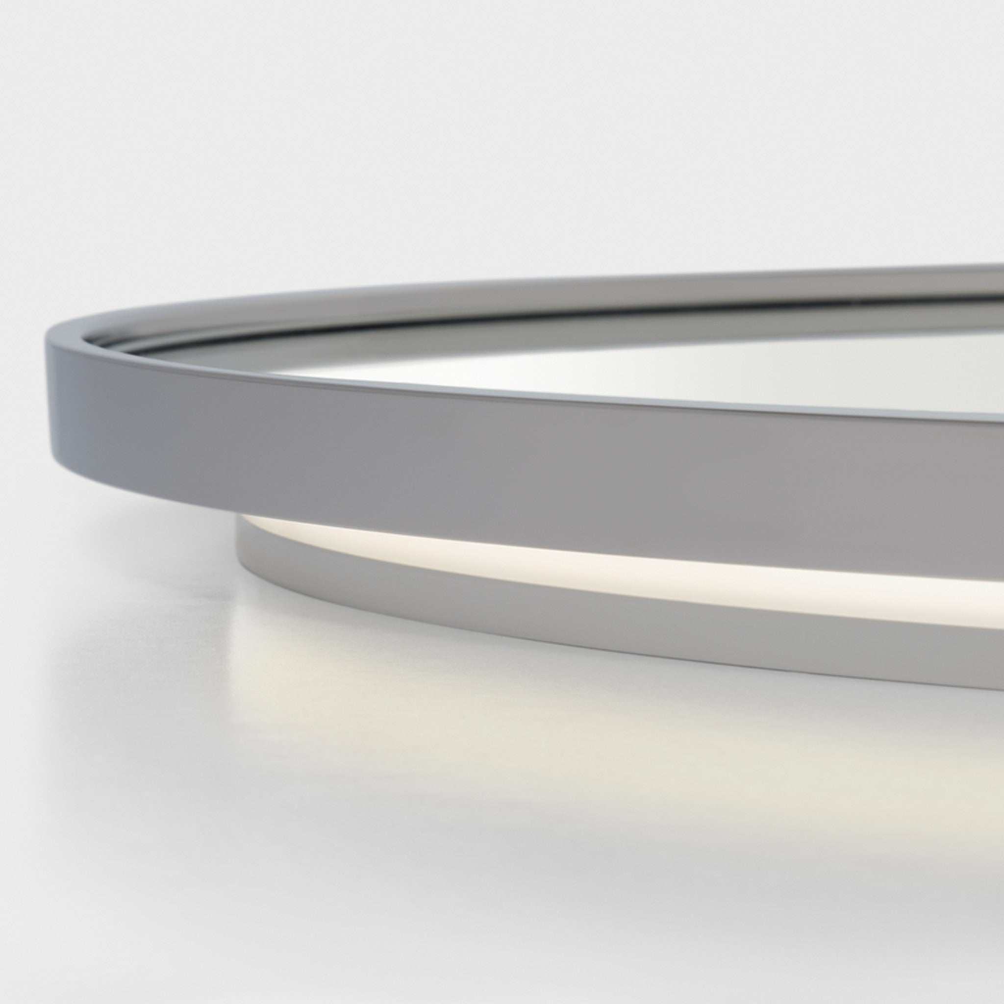 CADRE ROUND LED BACKLIT BATHROOM MIRROR (MULTIPLE SIZES) - robinsonco.ca