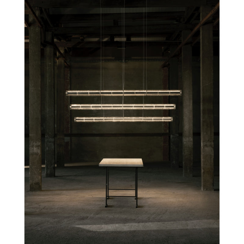 LUCE ORIZZONTALE LINEAR SUSPENDED LAMP (MULTIPLE SIZES) - robinsonco.ca